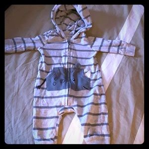 🔥🔥Rhino zip up Sleep & Play